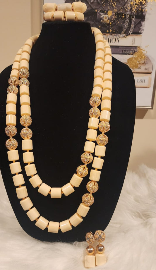 Traditional Jewelry Set